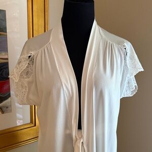 Vintage Saks Fifth Avenue Ralph Montenero Dressing Gown Peignoir Made in USA